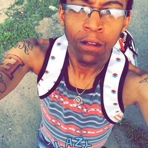 Meet your Posher, Devin